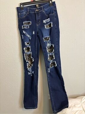 L&B Dark Blue Jeans with Snake-Print Patch Detail